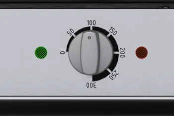 Vista del termostato del Barbecue elettrico Flamula, dispositivo moderno per la preparazione dei cibi sulla piastra.