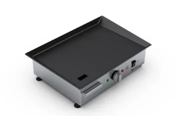 Vista sul barbecue elettrico ELQ2000 con piastra riscaldante liscia e corpo in metallo.