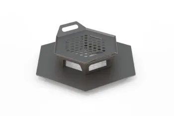 Accessori per Bracieri in metallo Flamula: piastra, piastra spessa, griglia classica e griglia piccola per la preparazione di cibo all'aperto